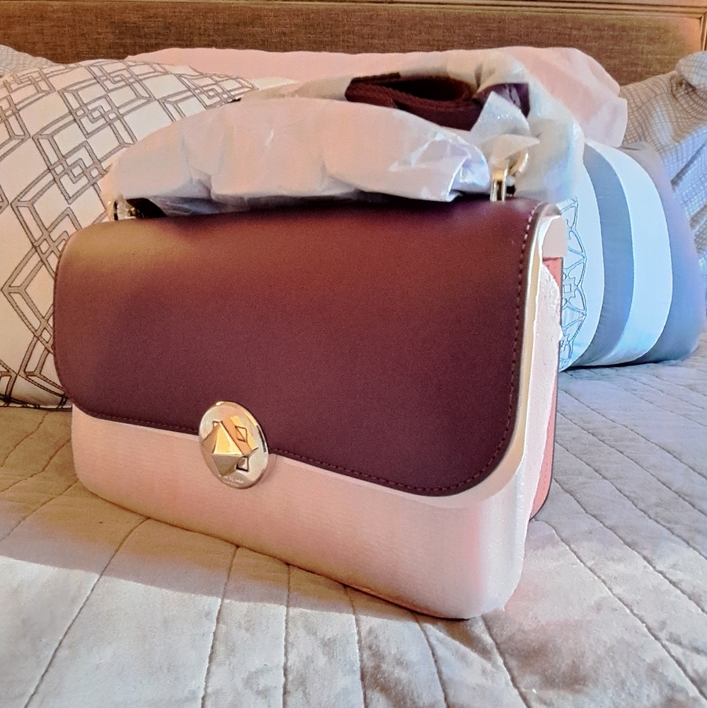 Kate Spade Crossbody - Picture 2 of 4